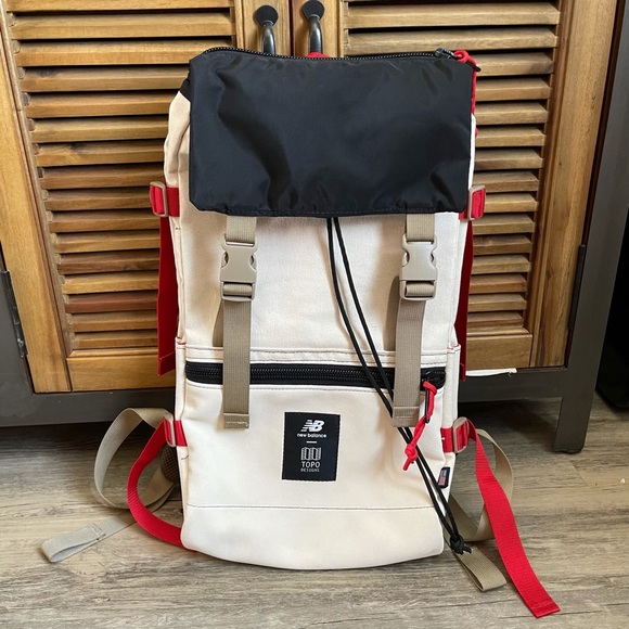 🆕Topo Designs Rover Pack collaboration with New Balance - Picture 11 of 12